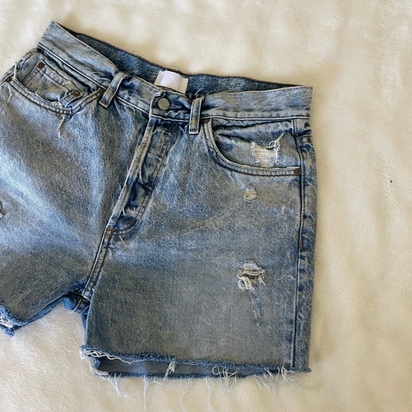 Boyish Blue Distressed Jean Shorts - Picture 2 of 11